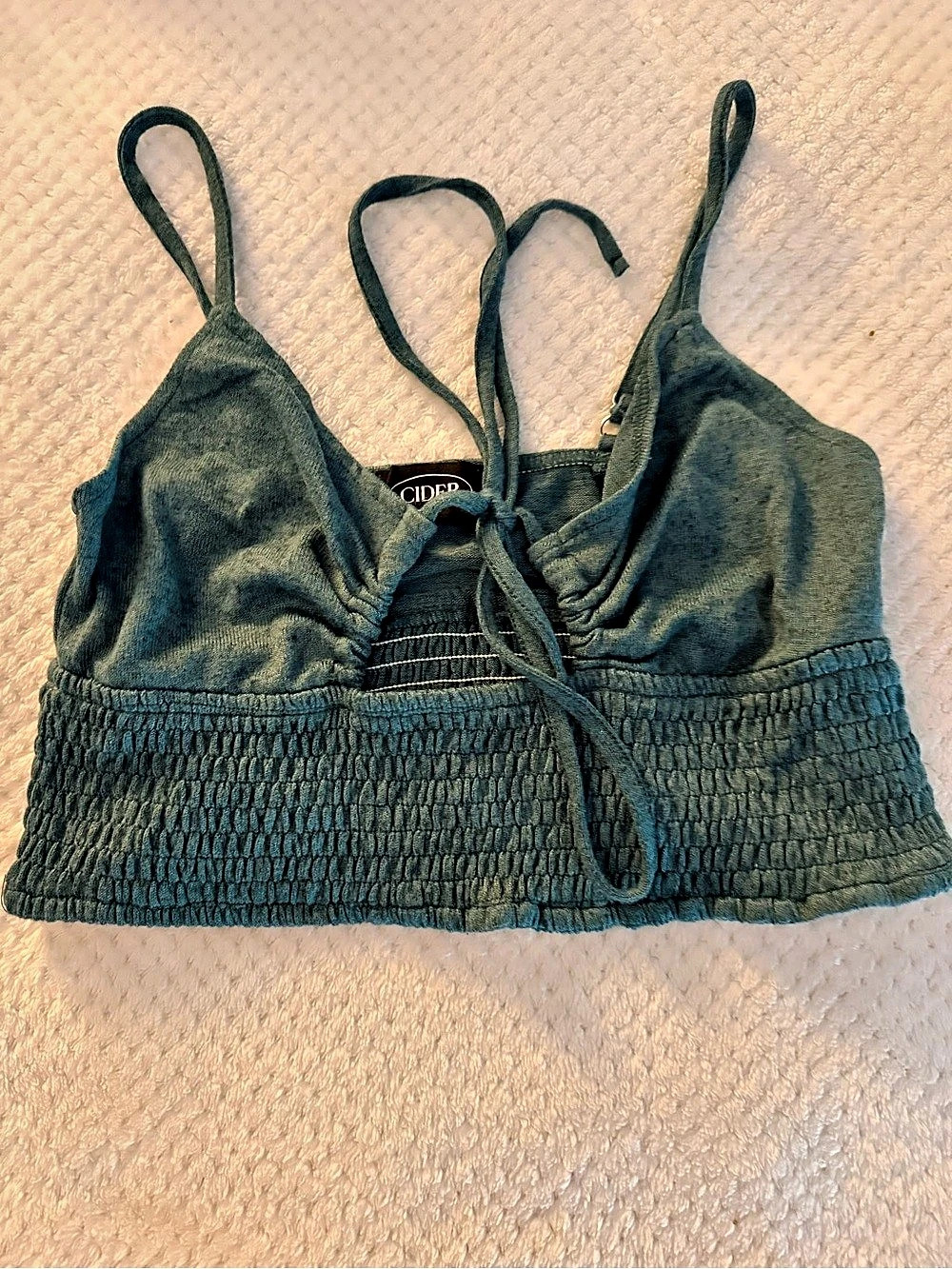 CIDER Tie Front Crop Top in Green Size Small